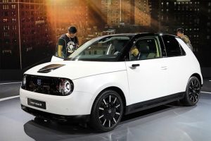 sửa chữa ô tô điện