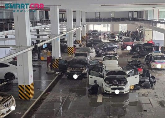 choang-o-to-dien-bi-ngap-nuoc-1