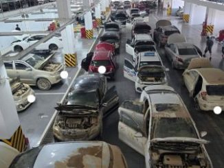 choang-o-to-dien-bi-ngap-nuoc-2